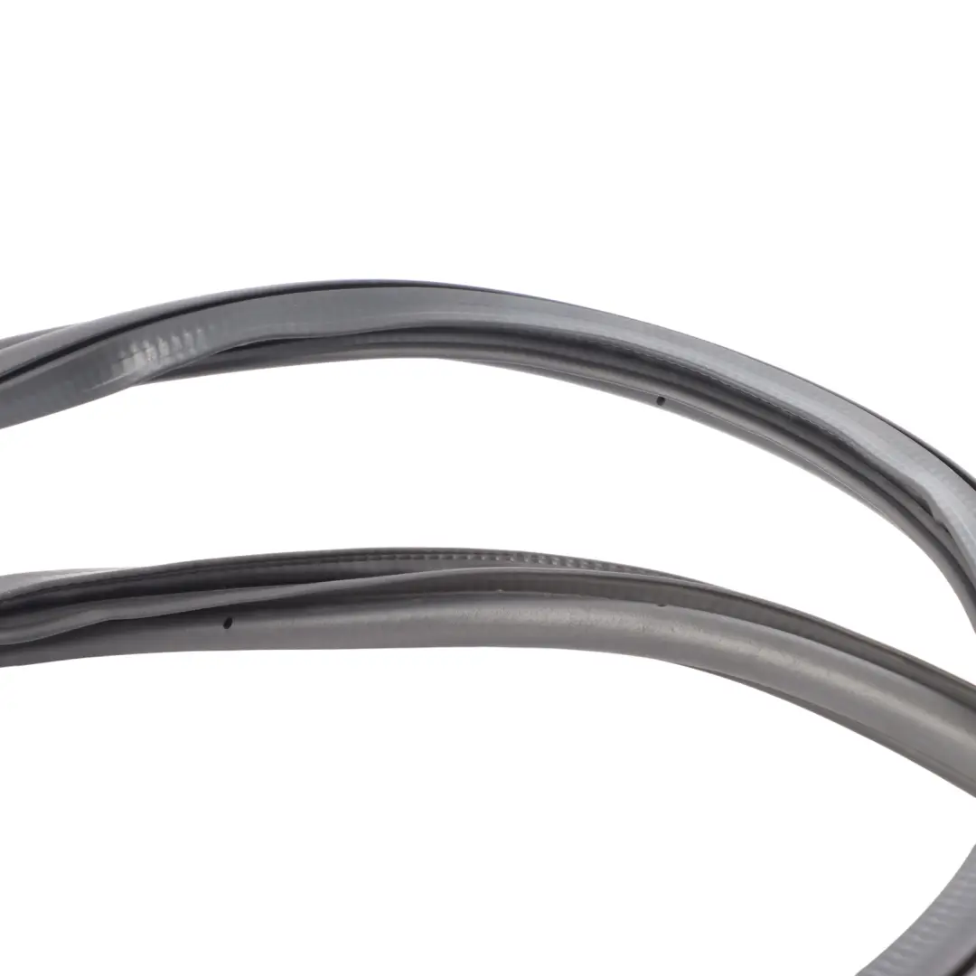 Mk5 Rear Door Inner Seal Rubber Gasket Left Right N/O/S to Seat Ibiza with Part number 6F0867367D Seat Ibiza Mk5 Rear Door Inner Seal Rubber Gasket Left Right N/O/S - SKU 6F0867367E - Part number 6F0867367D