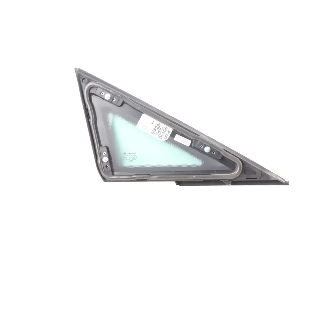 Vetro Anteriore Triangolare AS2 Sinistro per Seat Ibiza IV FR con numero di parte 6J0845411C Seat Ibiza IV FR Vetro Anteriore Triangolare AS2 Sinistro - SKU 6J0845411C - Numero di parte 6J0845411C