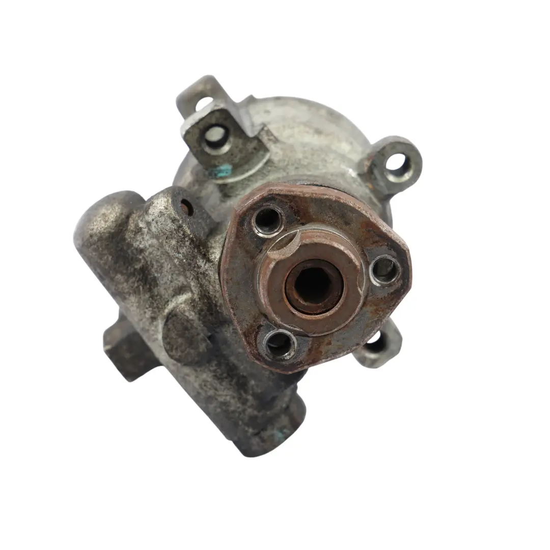 Benzin Servolenkungspumpe für Volkswagen VW Polo 1.4 mit Teilenummer 6N0145157 Volkswagen VW Polo 1.4 Benzin Servolenkungspumpe - SKU 6N0145157 - Teilenummer 6N0145157