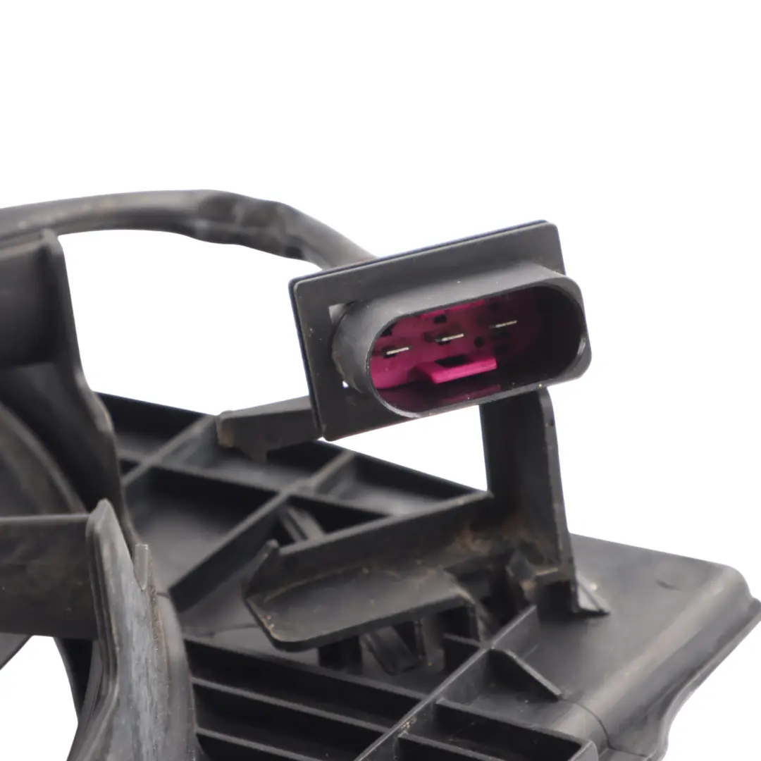 Skoda Fabia 5J Seat Ibiza 6J Radiador Ventilador Cubierta Refrigerante - SKU 6R0121207 - Número de pieza 6R0121207