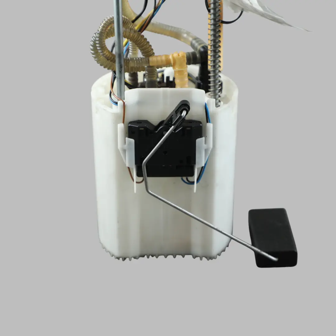 CUSA Tank Fuel Sender Pump Unit to VW Volkswagen Polo 6R 1.4 TDI with Part number 6R0919050AH VW Volkswagen Polo 6R 1.4 TDI CUSA Tank Fuel Sender Pump Unit - SKU 6R0919050AH - Part number 6R0919050AH