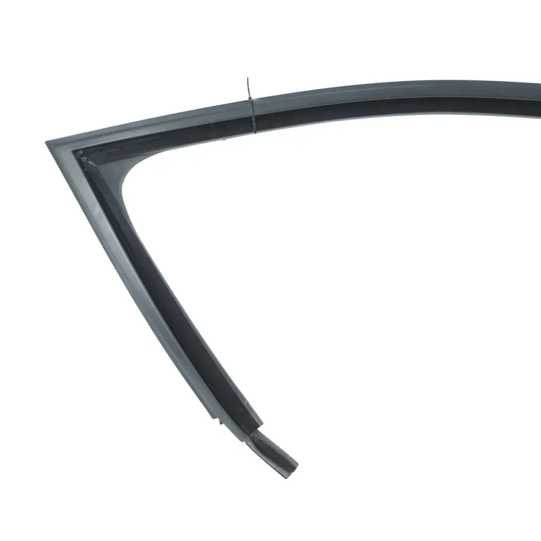 Vorder Tür Fensterführung Dichtung Rechts für Volkswagen Polo 6R mit Teilenummer 6R4837432C Volkswagen Polo 6R Vorder Tür Fensterführung Dichtung Rechts - SKU 6R4837432C - Teilenummer 6R4837432C