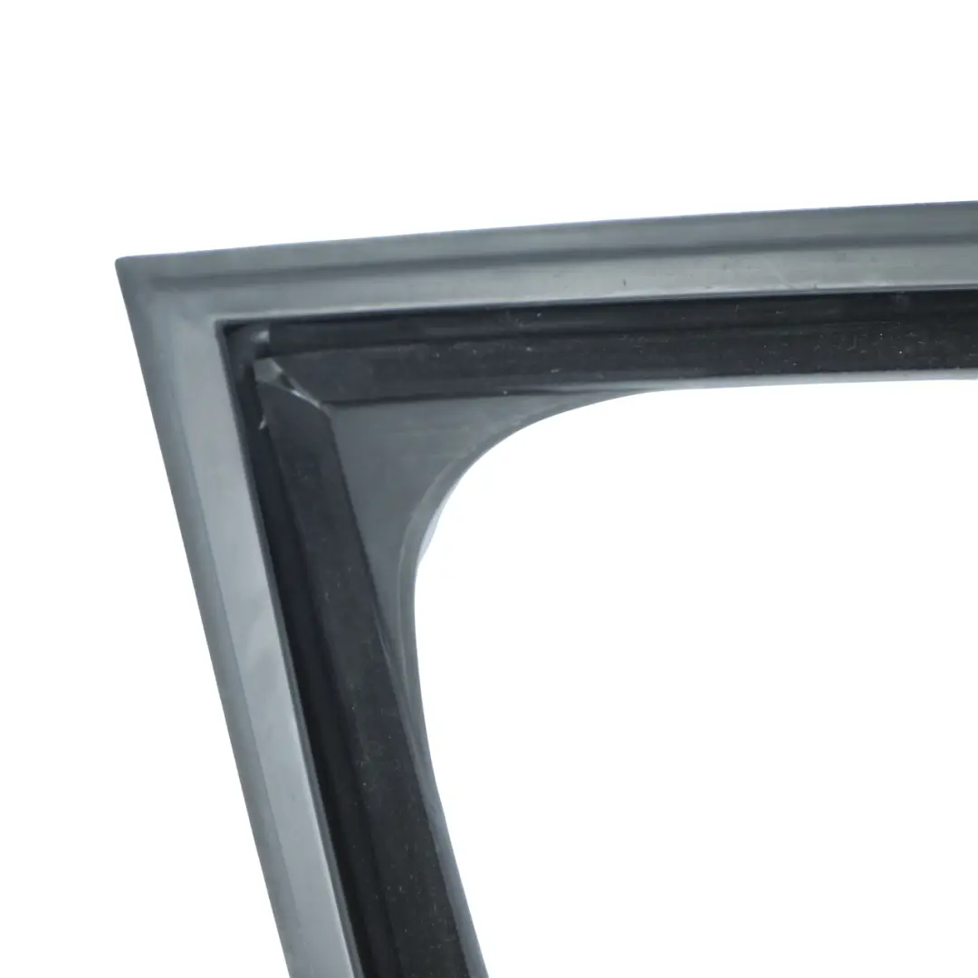 Porta Anteriore Finestra Guida Guarnizione Destra per Volkswagen Polo 6R con numero di parte 6R4837432C Volkswagen Polo 6R Porta Anteriore Finestra Guida Guarnizione Destra - SKU 6R4837432C - Numero di parte 6R4837432C