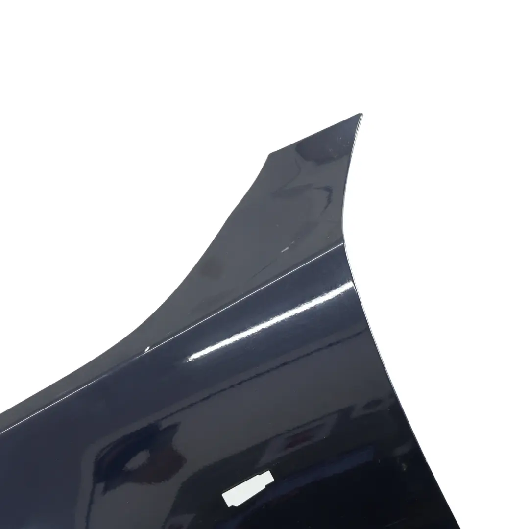 Aile Avant Gauche Panneau latéral Orientblau Bleu - 317 pour BMW E60 E61 à propos du numéro de pièce 7111429 BMW E60 E61 Aile Avant Gauche Panneau latéral Orientblau Bleu - 317 - SKU 7111429-OB2 - Numéro de pièce 7111429