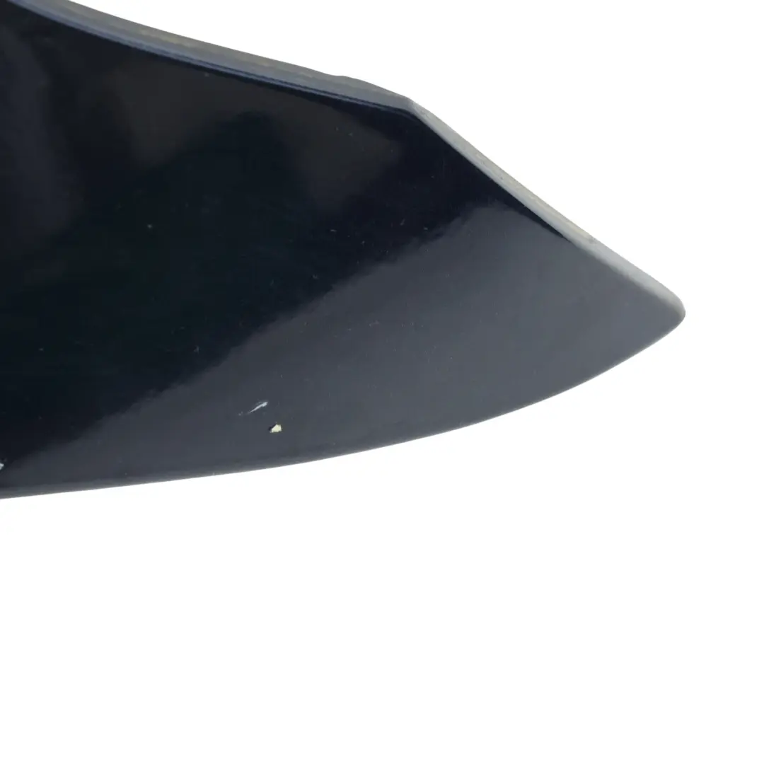 Błotnik Prawy Przedni Orientblau Niebieski Metalik - 317 do BMW E60 E61 o numerze 7111430 BMW E60 E61 Błotnik Prawy Przedni Orientblau Niebieski Metalik - 317 - SKU 7111430-OB - Numer Części 7111430