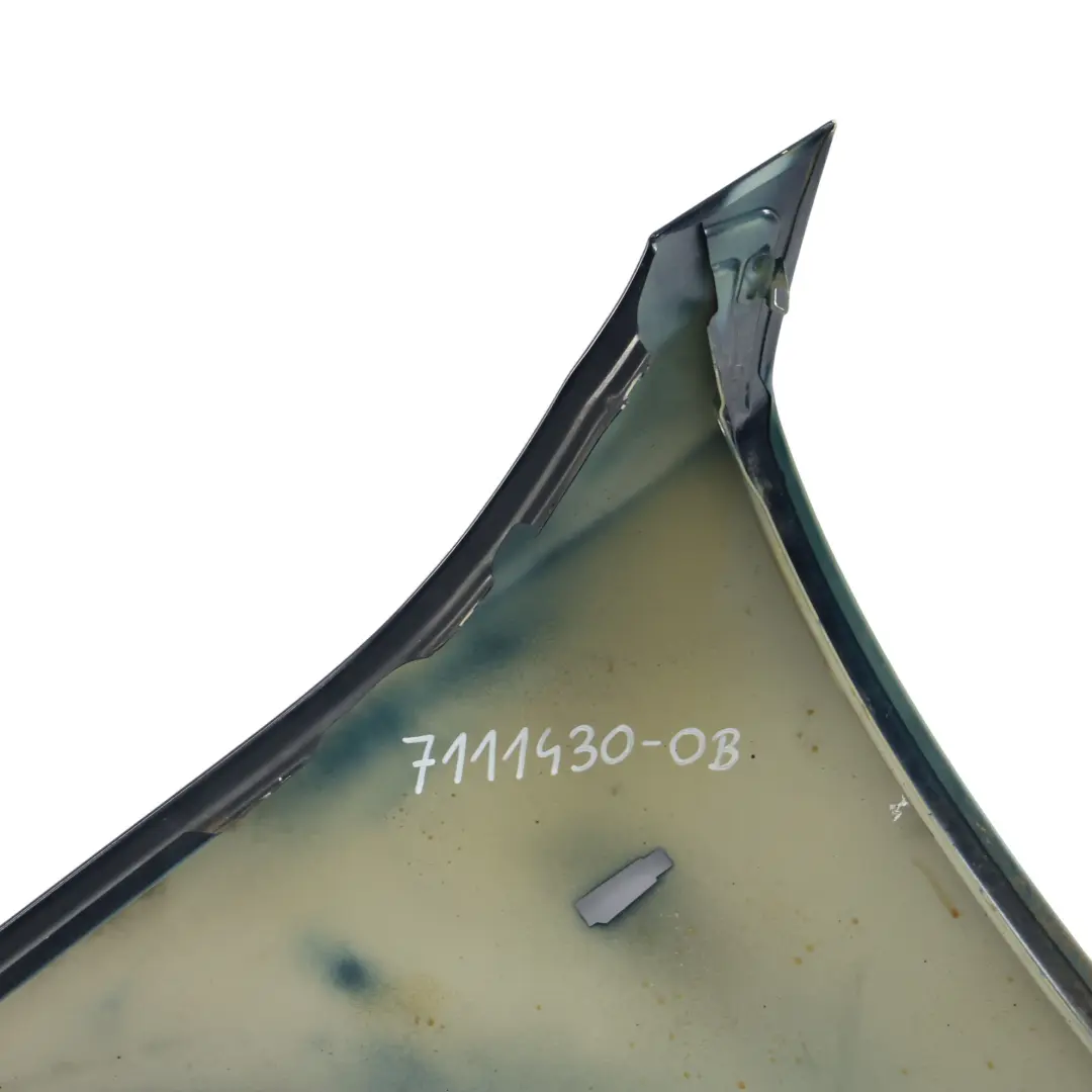 Błotnik Prawy Przedni Orientblau Niebieski Metalik - 317 do BMW E60 E61 o numerze 7111430 BMW E60 E61 Błotnik Prawy Przedni Orientblau Niebieski Metalik - 317 - SKU 7111430-OB - Numer Części 7111430