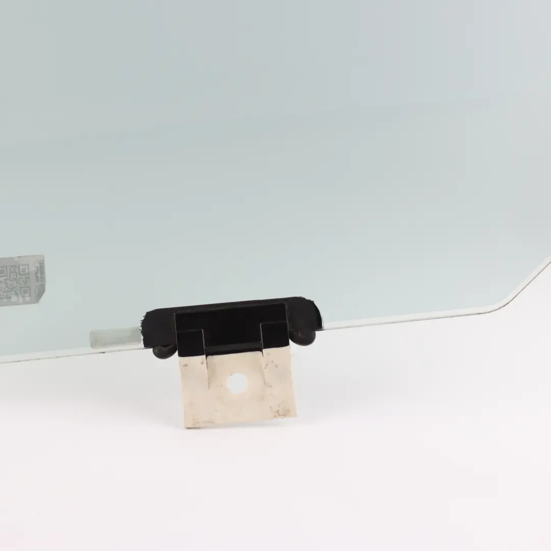 Vitre Latérale Porte Verre Vert AS2 Arrière Gauche pour BMW E61 à propos du numéro de pièce 7132397 BMW E61 Vitre Latérale Porte Verre Vert AS2 Arrière Gauche - SKU 7132397 - Numéro de pièce 7132397