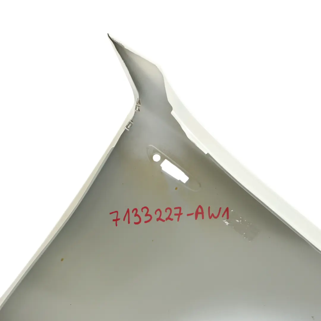 BMW E81 E87 Panneau Latéral D'Aile Avant Gauche Alpinweiss 3 - 300 - SKU 7133227-AW1 - Numéro de pièce 7133227