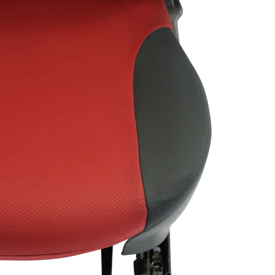 Fotel Materiałowy Molette Tartan Red Prawy Przód do Mini Cooper One R50 o numerze 7136292 Mini Cooper One R50 Fotel Materiałowy Molette Tartan Red Prawy Przód - SKU 7136292 - Numer Części 7136292