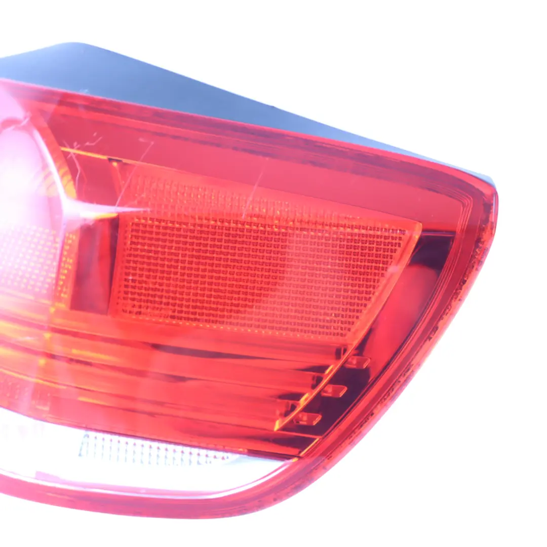  Feu arrière BMW E93 Cabrio Convertible Panneau Lumineux Droit - SKU 7162302-2 - Numéro de pièce 7162302