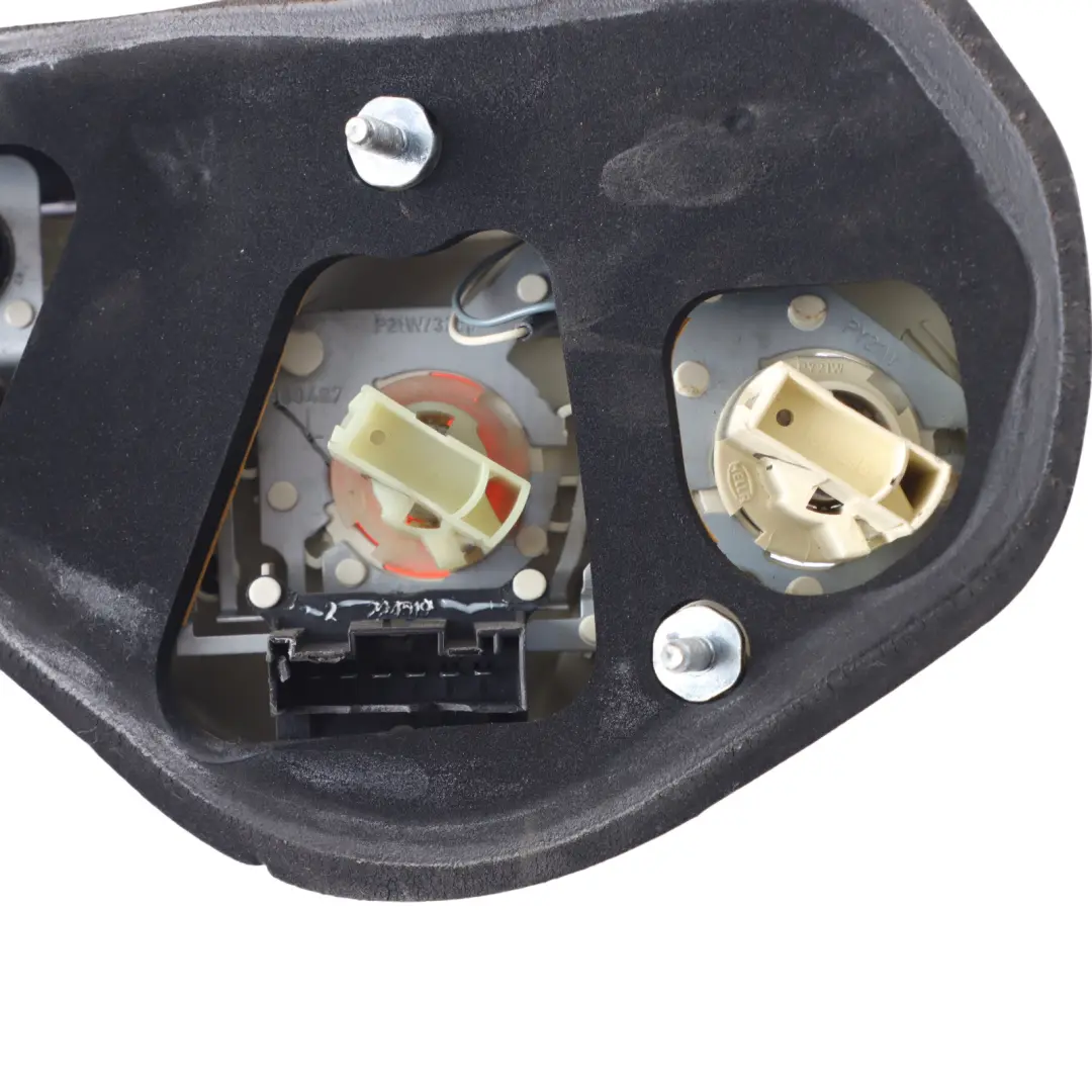 Tail Light Lamp Left Rear N/S to BMW Z4 Series E85 E86 Tailgate with Part number 7162729 BMW Z4 Series E85 E86 Tailgate Tail Light Lamp Left Rear N/S - SKU 7162729-1 - Part number 7162729