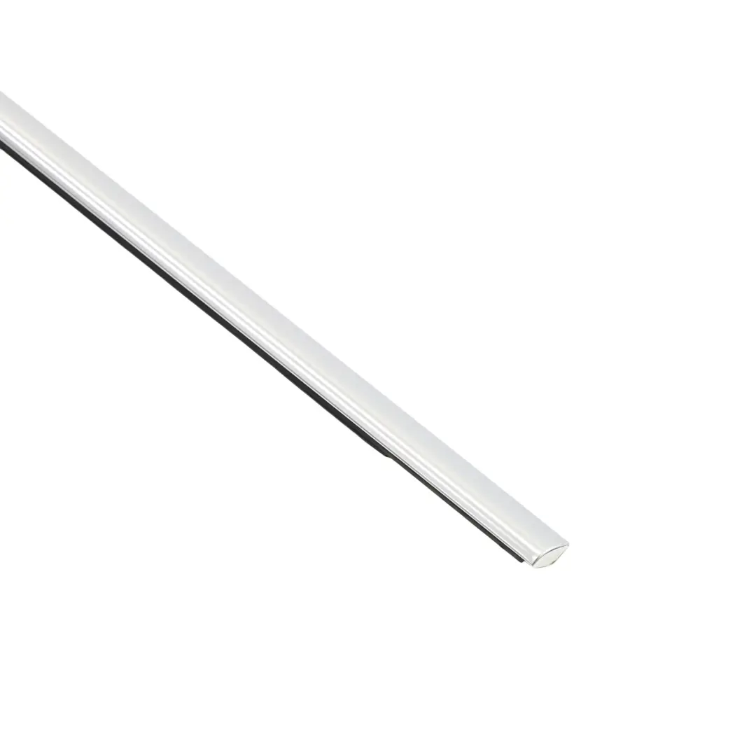 Puerta Trasera Ventana Exterior Canal Tapa Tira Sello Izquierda para BMW F02 con número de pieza 7179121 BMW F02 Puerta Trasera Ventana Exterior Canal Tapa Tira Sello Izquierda - SKU 7179121 - Número de pieza 7179121