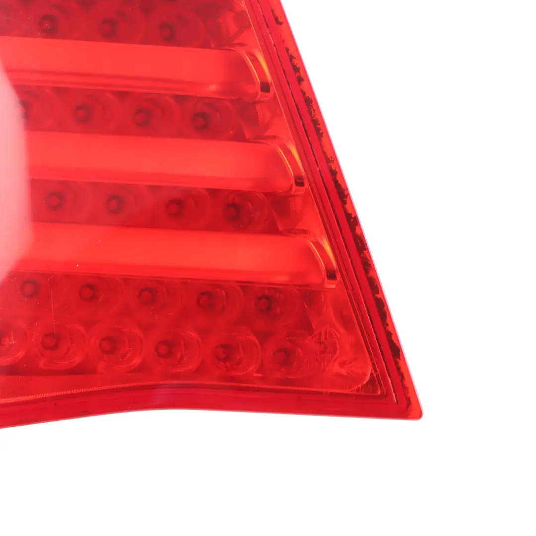 Feu Arrière Dans Le Panneau Latéral Gauche pour BMW F01 F02 F03 à propos du numéro de pièce 7182197 BMW F01 F02 F03 Feu Arrière Dans Le Panneau Latéral Gauche - SKU 7182197 - Numéro de pièce 7182197