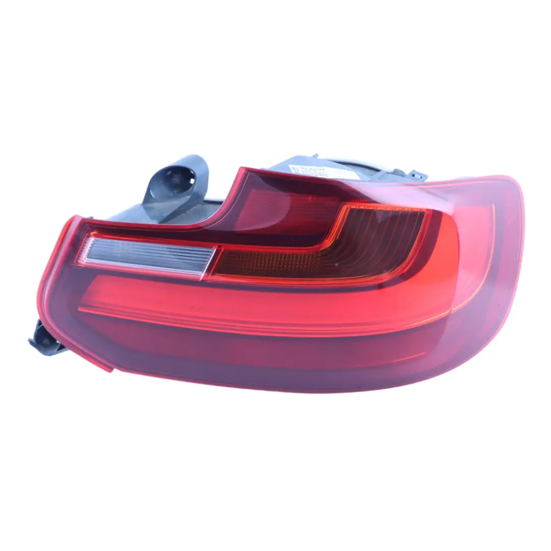 Light Lamp Tailgate Rear Right O/S to BMW F22 F23 with Part number 7295424 BMW F22 F23 Light Lamp Tailgate Rear Right O/S - SKU 7295424-4 - Part number 7295424