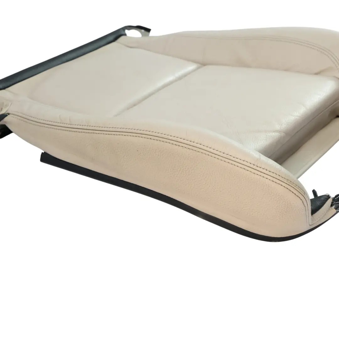 Coprisedile Riscaldato Sport Anteriore Sinistro Destro Pelle Oyster per BMW E81 E82 con numero di parte 7310496 BMW E81 E82 Coprisedile Riscaldato Sport Anteriore Sinistro Destro Pelle Oyster - SKU 7310496 - Numero di parte 7310496