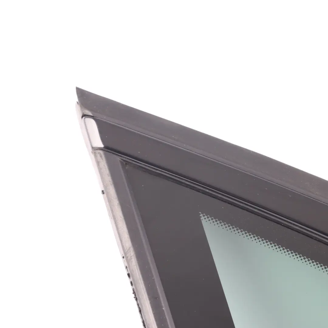 Window Glass BMW X6 F16 F86 Rear Side Quarter Fixed Left N/S AS3 to with Part number 7317773 Window Glass BMW X6 F16 F86 Rear Side Quarter Fixed Left N/S AS3 - SKU 7317773 - Part number 7317773