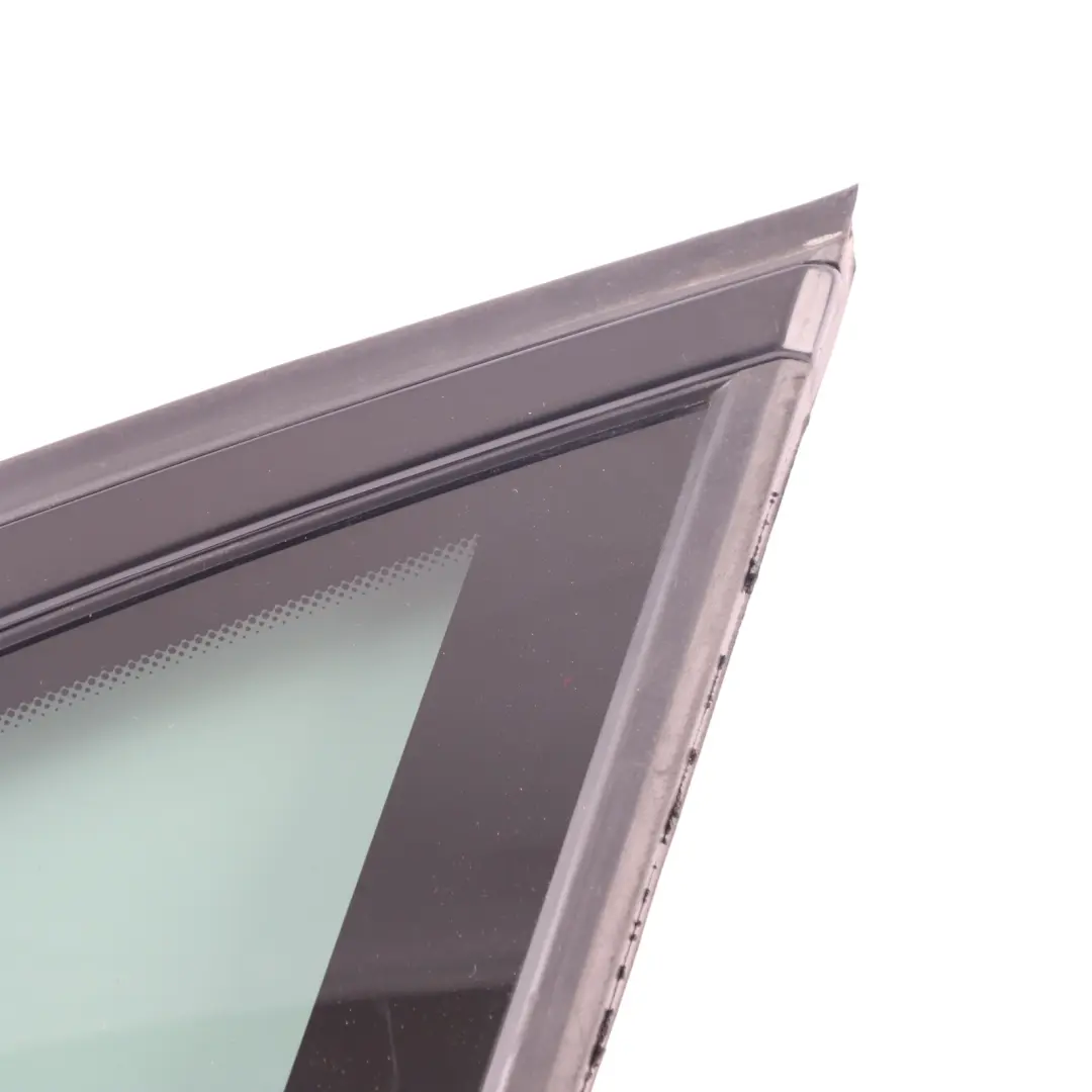 Window Glass BMW X6 F16 F86 Rear Side Quarter Fixed Right O/S AS3 to with Part number 7317774 Window Glass BMW X6 F16 F86 Rear Side Quarter Fixed Right O/S AS3 - SKU 7317774 - Part number 7317774