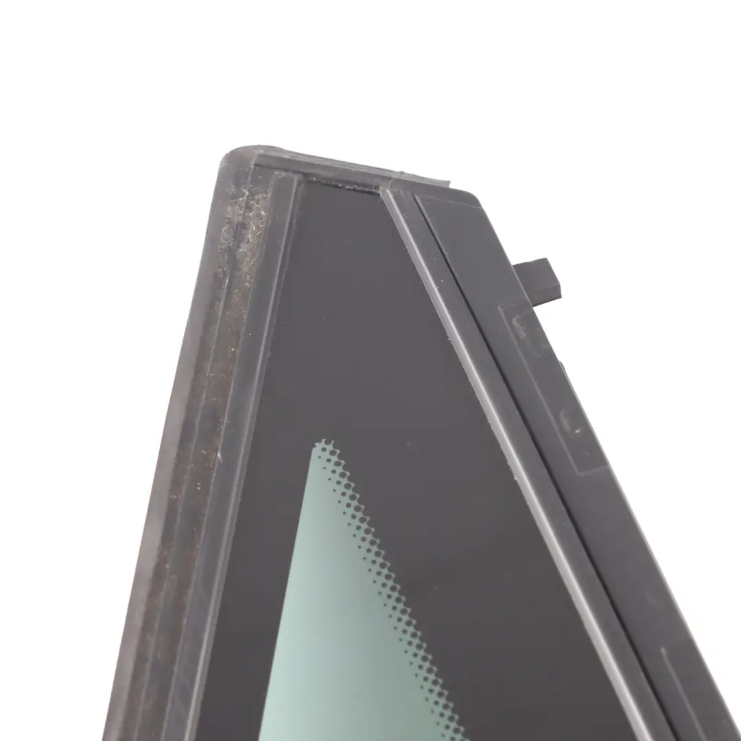 Window Glass BMW X6 F16 F86 Rear Side Quarter Glazing Fixed Left N/S AS3 7317773 to with Part number 7317781 Window Glass BMW X6 F16 F86 Rear Side Quarter Glazing Fixed Left N/S AS3 7317773 - SKU 7317781 - Part number 7317781