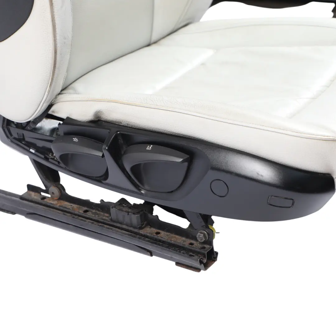 Front Seat Interior Leather Right O/S Pearl Grey to BMW E82 with Part number 7323168 BMW E82 Front Seat Interior Leather Right O/S Pearl Grey - SKU 7323168 - Part number 7323168