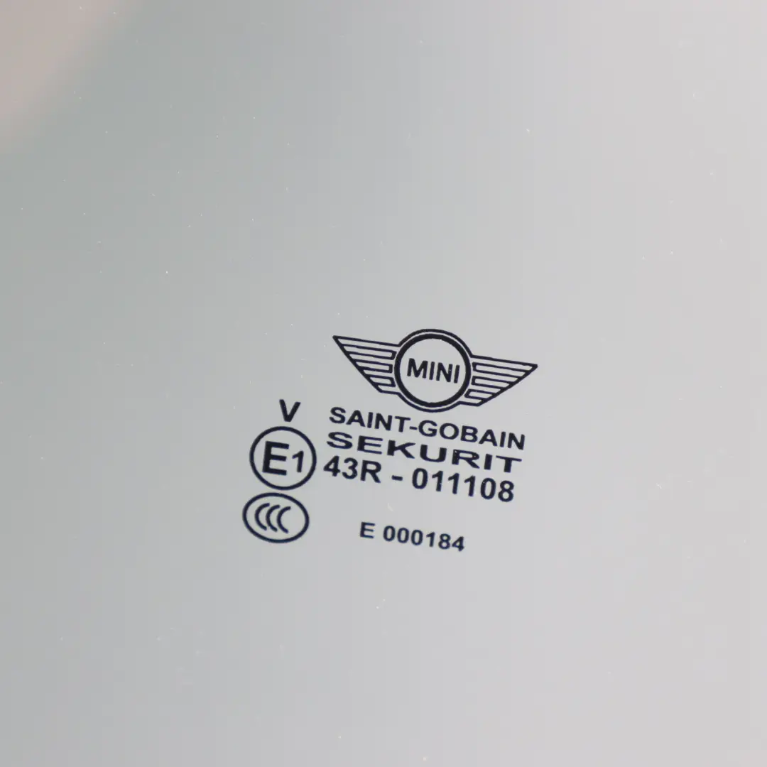 Vetro Porta Posteriore Colorato Destro per Mini Clubman F54 con numero di parte 7344142 Mini Clubman F54 Vetro Porta Posteriore Colorato Destro - SKU 7344142-1 - Numero di parte 7344142