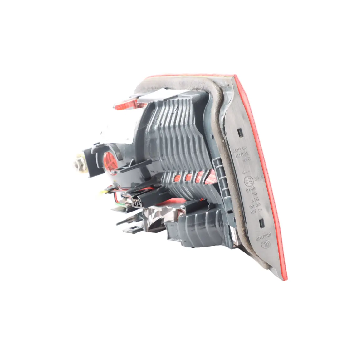 BMW F30 F31 F80 M3 Rear Light In Trunk Lid Boot Lamp Right O/S 7371112 - SKU 7372794-3 - Part number 7372794