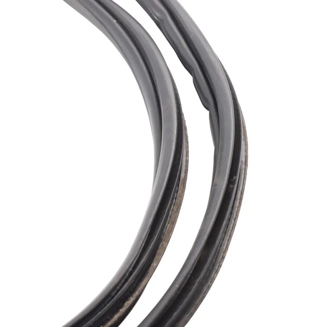 Trunk Lid Seal Edge Protection Rear Rubber Gasket to BMW X6 F16 Tailgate with Part number 7454915 BMW X6 F16 Tailgate Trunk Lid Seal Edge Protection Rear Rubber Gasket - SKU 7454915 - Part number 7454915