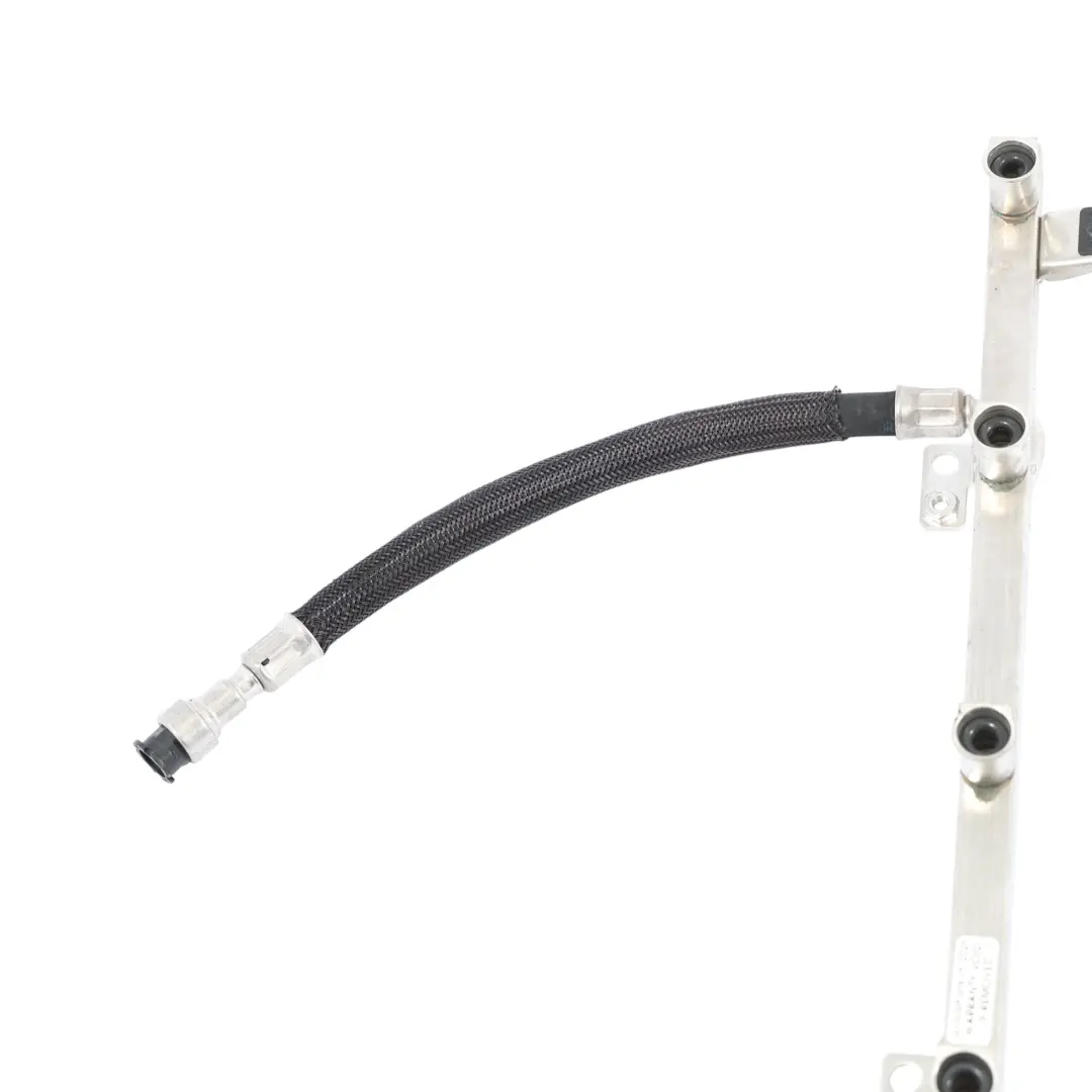 N62 Fuel Injection Rail to BMW X5 E60 E61 E65 E66 E53 with Part number 7506923 BMW X5 E60 E61 E65 E66 E53 N62 Fuel Injection Rail - SKU 7506923-1 - Part number 7506923