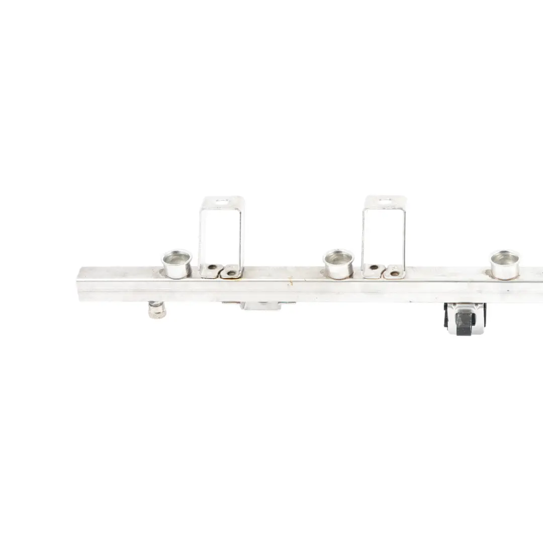 M54 Listwa Wtryskiwacza Paliwa do BMW X5 E53 o numerze 7541454 BMW X5 E53 M54 Listwa Wtryskiwacza Paliwa - SKU 7541454 - Numer Części 7541454