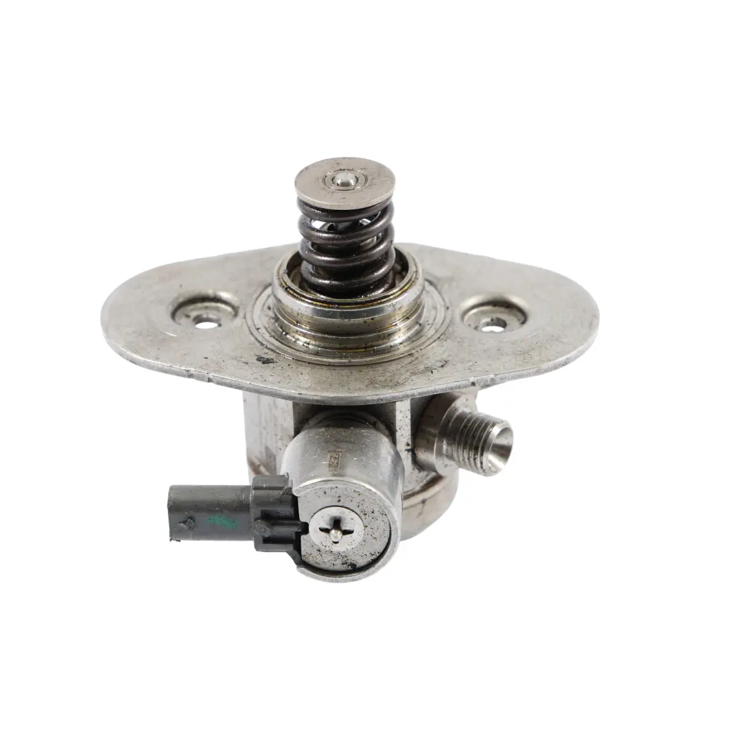 Pump BMW F20 F21 F30 F31 N20 Engine High Pressure Pump to Fuel with Part number 7584461 Fuel Pump BMW F20 F21 F30 F31 N20 Engine High Pressure Pump - SKU 7584461 - Part number 7584461