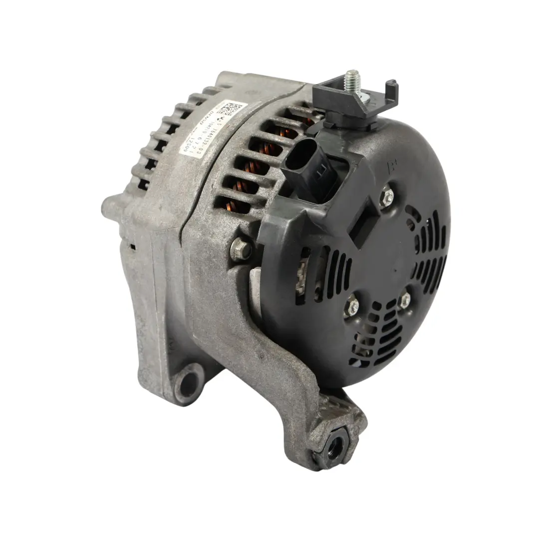 Alternatore Generatore DENSO 180A per BMW F20 LCI F30 Mini F56 F60 con numero di parte 7640132 BMW F20 LCI F30 Mini F56 F60 Alternatore Generatore DENSO 180A - SKU 7640132-3 - Numero di parte 7640132