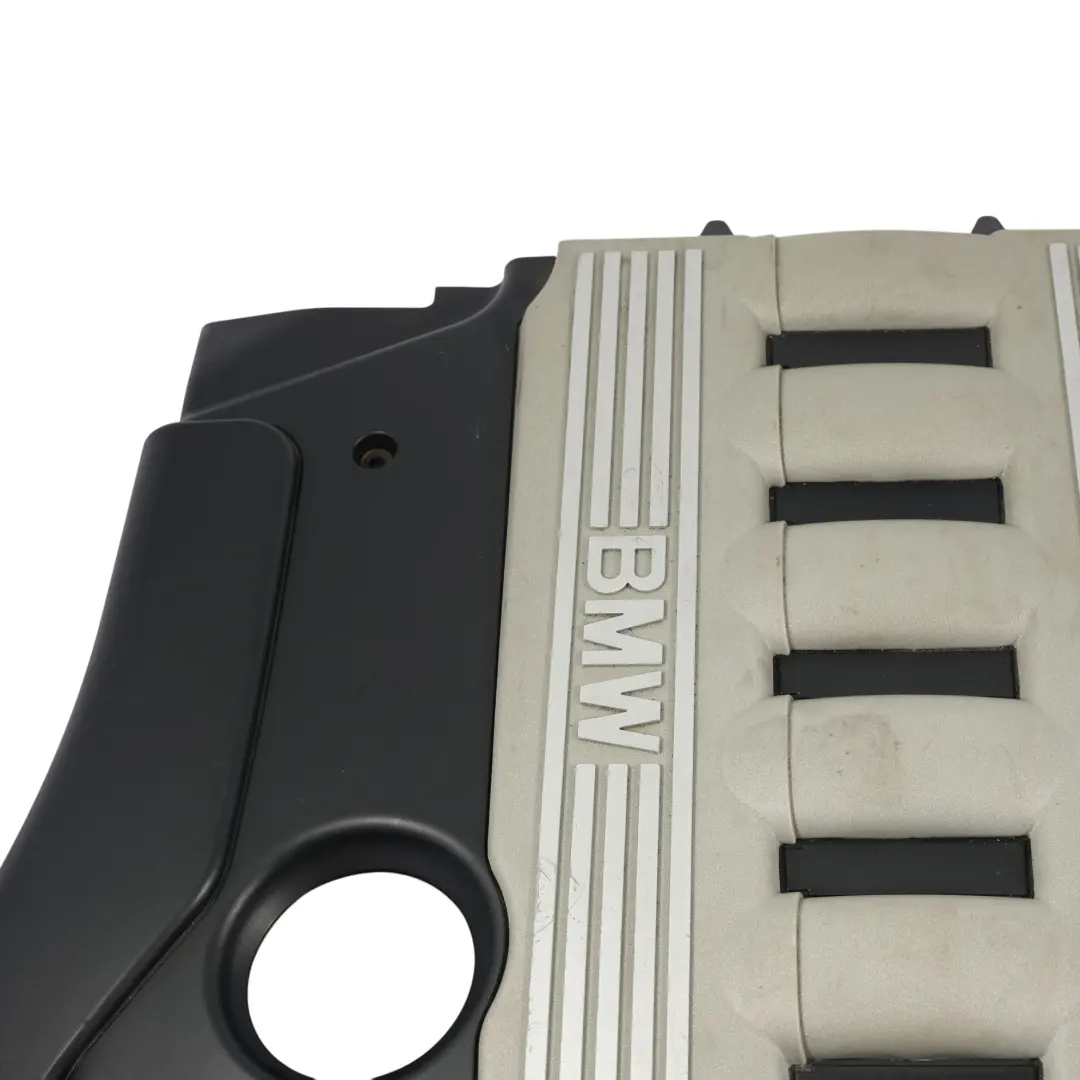 M57N M57N2 Osłona Silnika Górna do BMW E60 E65 E83 LCI o numerze 7807240 BMW E60 E65 E83 LCI M57N M57N2 Osłona Silnika Górna - SKU 7788908-1 - Numer Części 7807240