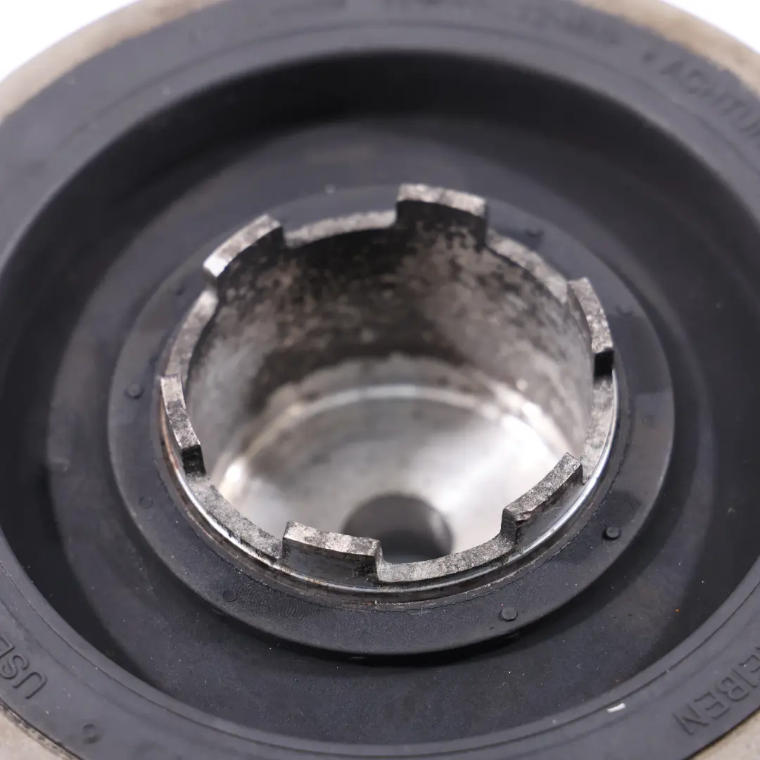M47N2 Puleggia Albero Motore Antivibrazioni per BMW E60 E87 E90 con numero di parte 7793882 BMW E60 E87 E90 M47N2 Puleggia Albero Motore Antivibrazioni - SKU 7793882 - Numero di parte 7793882