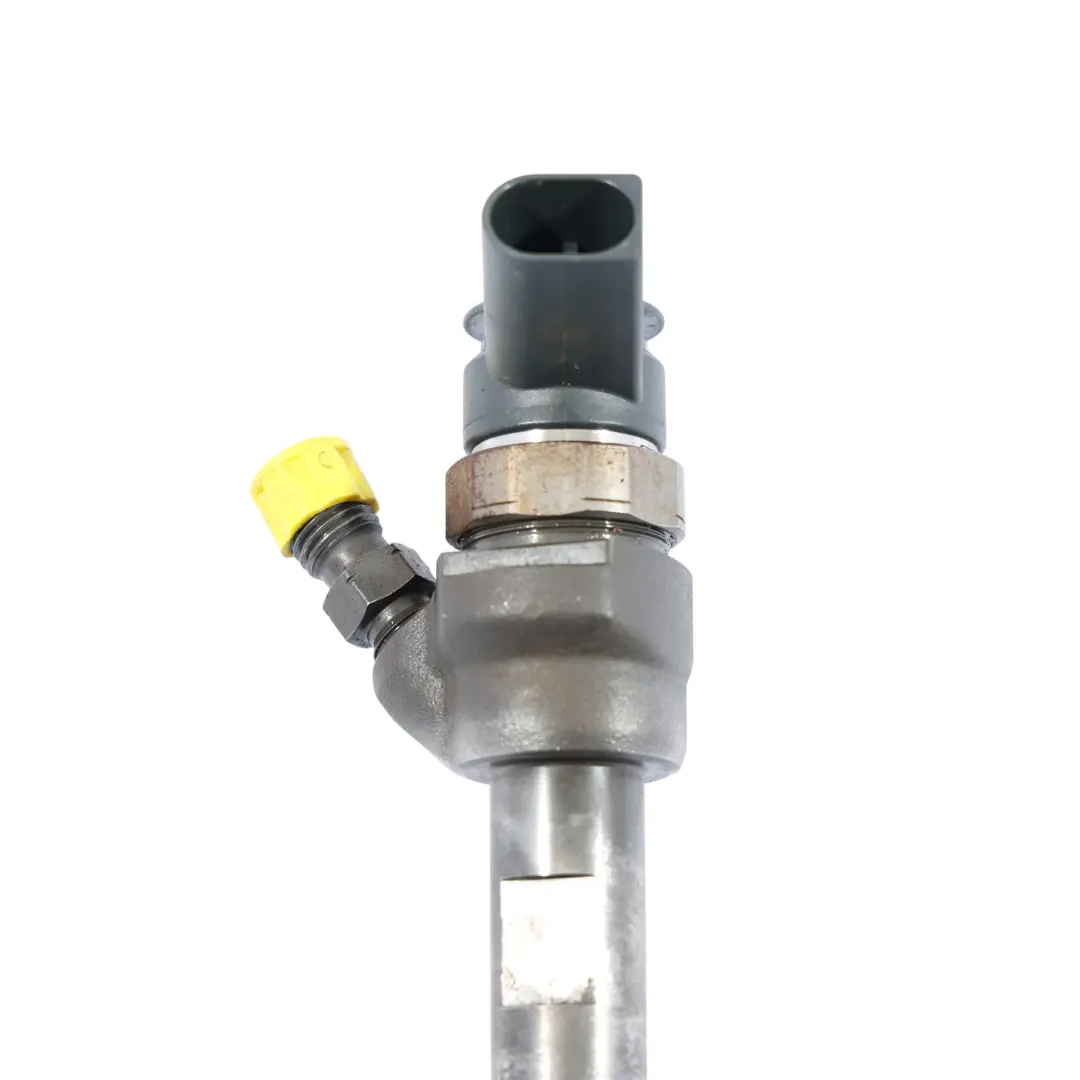 Injector BMW E81 E87 LCI E90 E91 E92 F20 F30 118d 318d N47 Diesel to Fuel with Part number 7798446 Fuel Injector BMW E81 E87 LCI E90 E91 E92 F20 F30 118d 318d N47 Diesel - SKU 7798446-4 - Part number 7798446