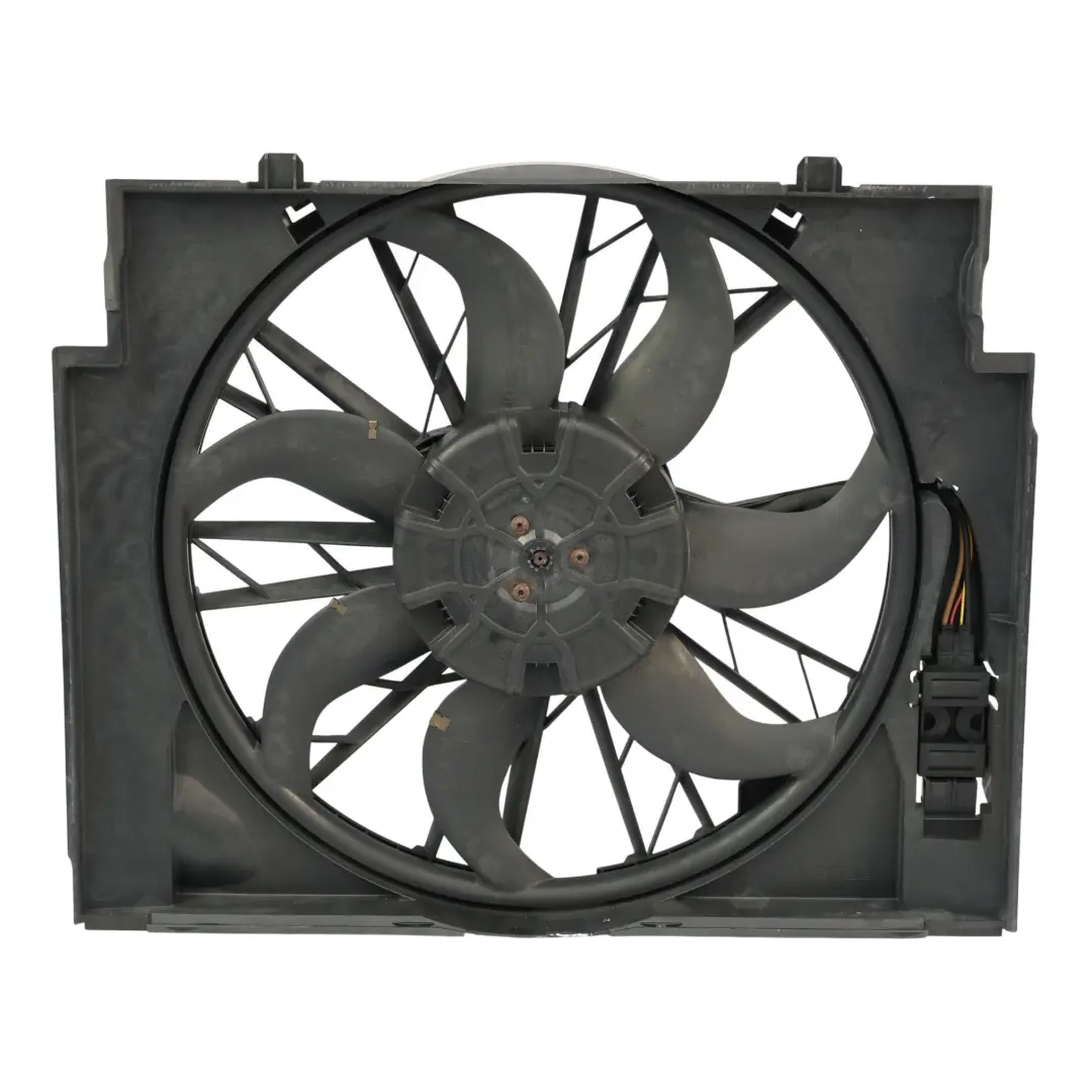 Radiator Fan Housing Motor 600W to BMW E60 E61 LCI Diesel with Part number 7801657 BMW E60 E61 LCI Diesel Radiator Fan Housing Motor 600W - SKU 7801657-5 - Part number 7801657