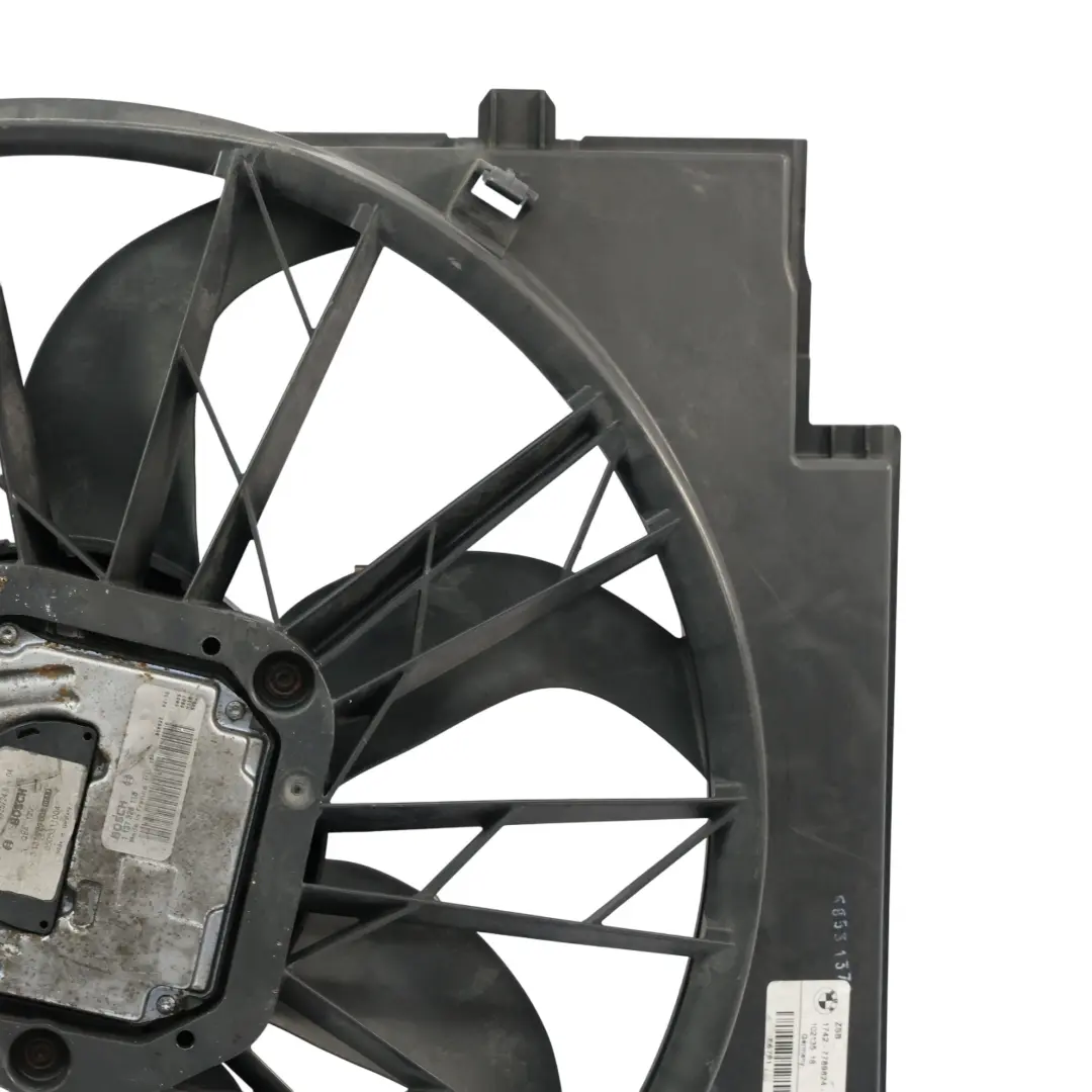 BMW E60 E61 LCI Diesel Radiator Fan Housing Motor 600W - SKU 7801657-5 - Part number 7801657