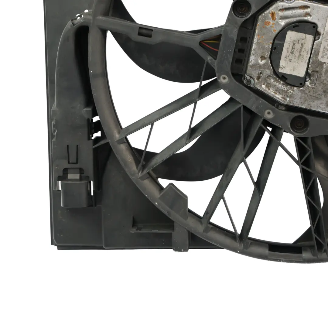 Radiator Fan Housing Motor 600W to BMW E60 E61 LCI Diesel with Part number 7801657 BMW E60 E61 LCI Diesel Radiator Fan Housing Motor 600W - SKU 7801657-5 - Part number 7801657
