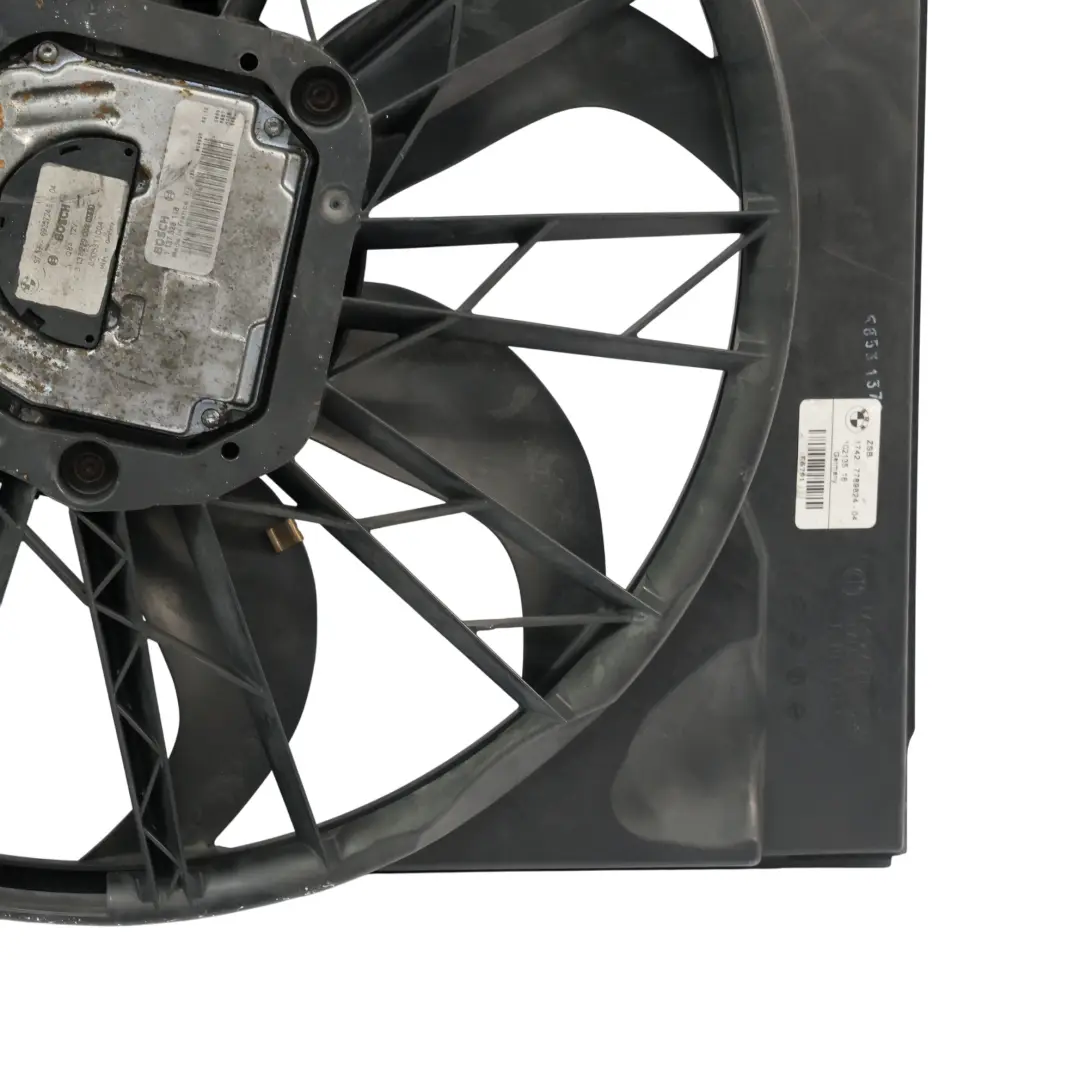 BMW E60 E61 LCI Diesel Radiator Fan Housing Motor 600W - SKU 7801657-5 - Part number 7801657