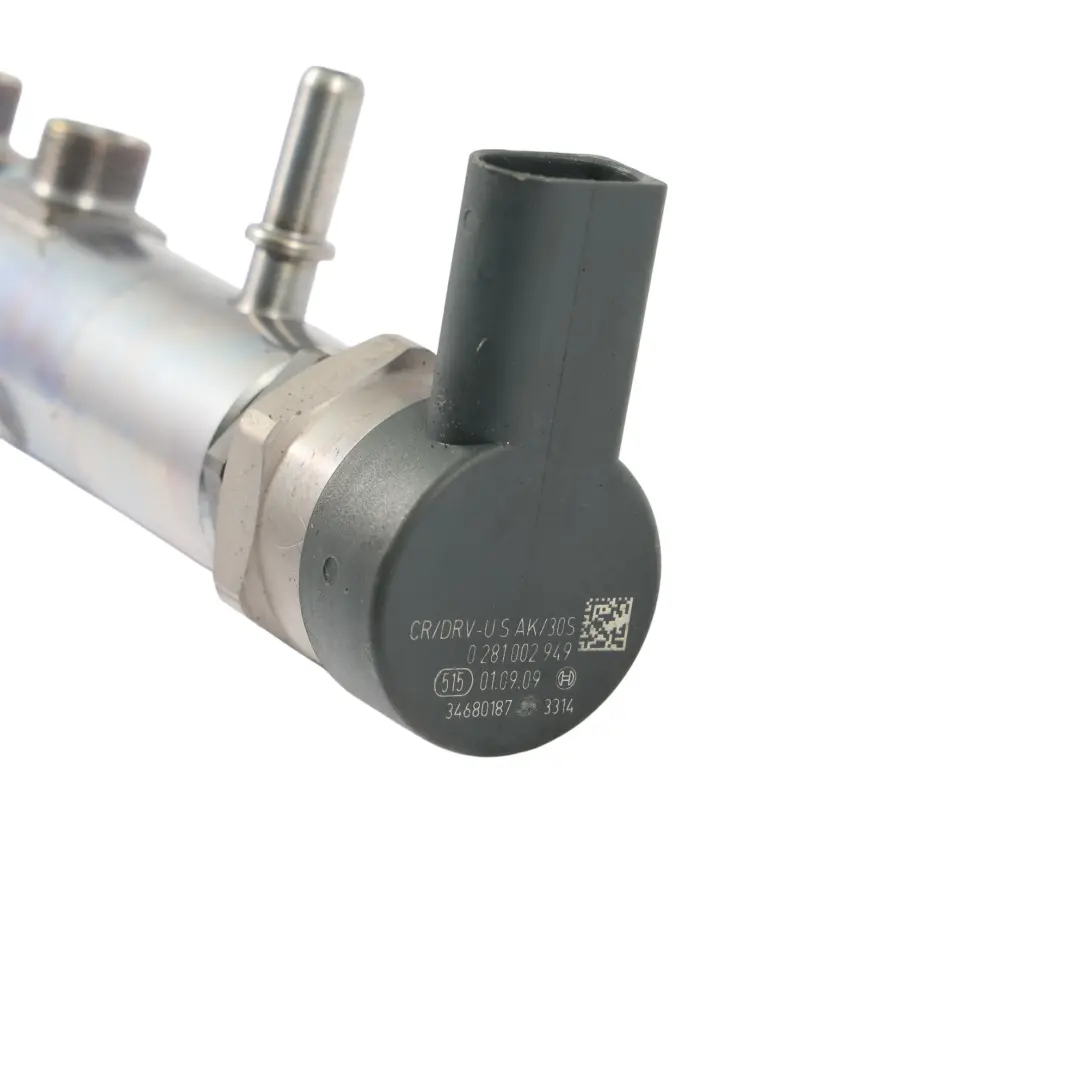 Iniezione Carburante Tubo Alta Pressione N57 Diesel 7800124 per BMW E90 LCI F10 F30 con numero di parte 7805423 BMW E90 LCI F10 F30 Iniezione Carburante Tubo Alta Pressione N57 Diesel 7800124 - SKU 7805423-2 - Numero di parte 7805423