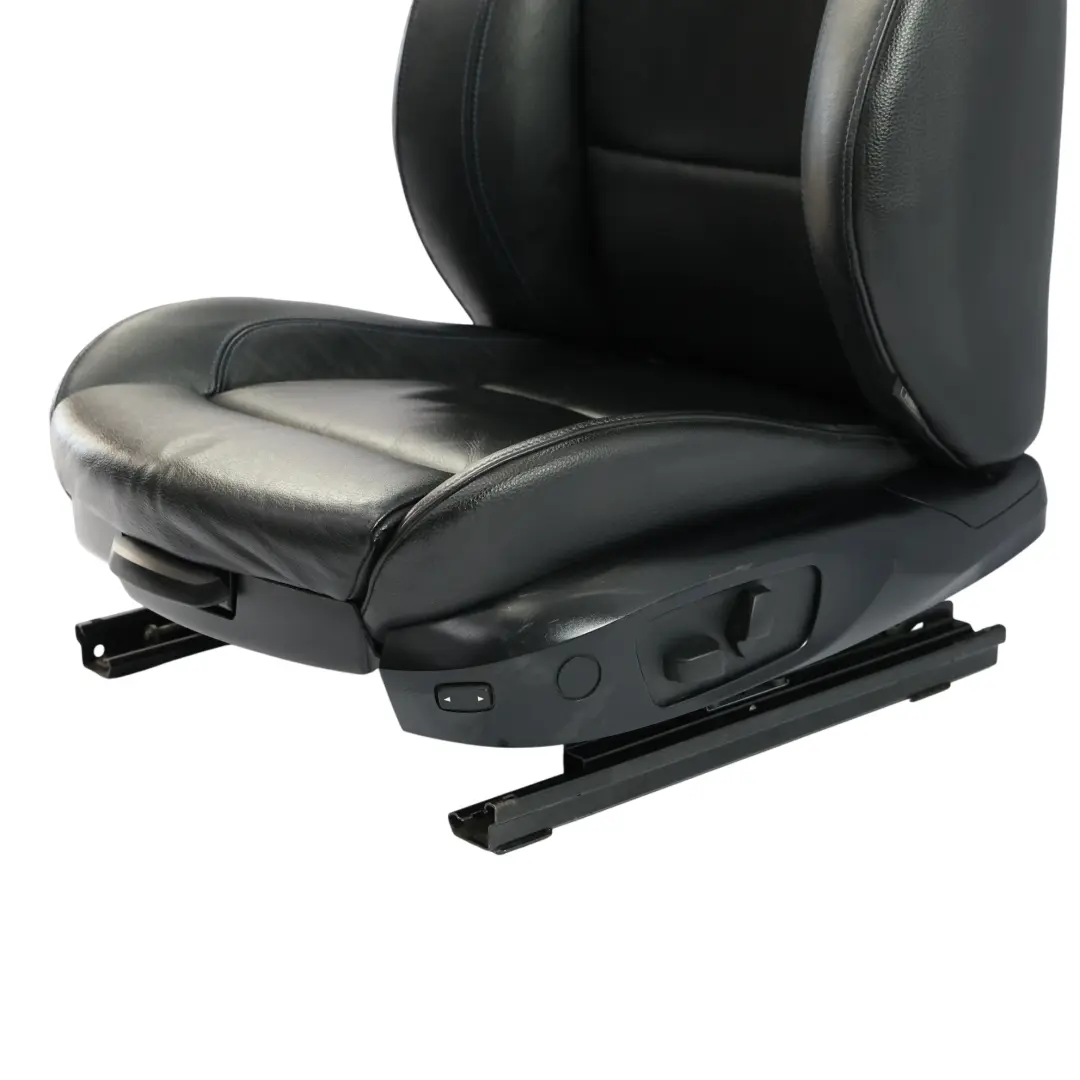 Siège avant gauche en cuir noir contrasté bleu électrique pour BMW E92 LCI M Sport à propos du numéro de pièce 7843049 BMW E92 LCI M Sport Siège avant gauche en cuir noir contrasté bleu électrique - SKU 7843049-1 - Numéro de pièce 7843049