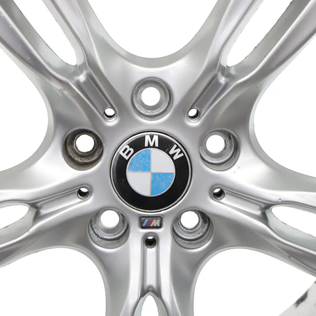 llanta de aleación de plata 18 "9J M Star Spoke 400 ET:42 para BMW F34 GT con número de pieza 7848388 BMW F34 GT llanta de aleación de plata 18 "9J M Star Spoke 400 ET:42 - SKU 7848388-1 - Número de pieza 7848388