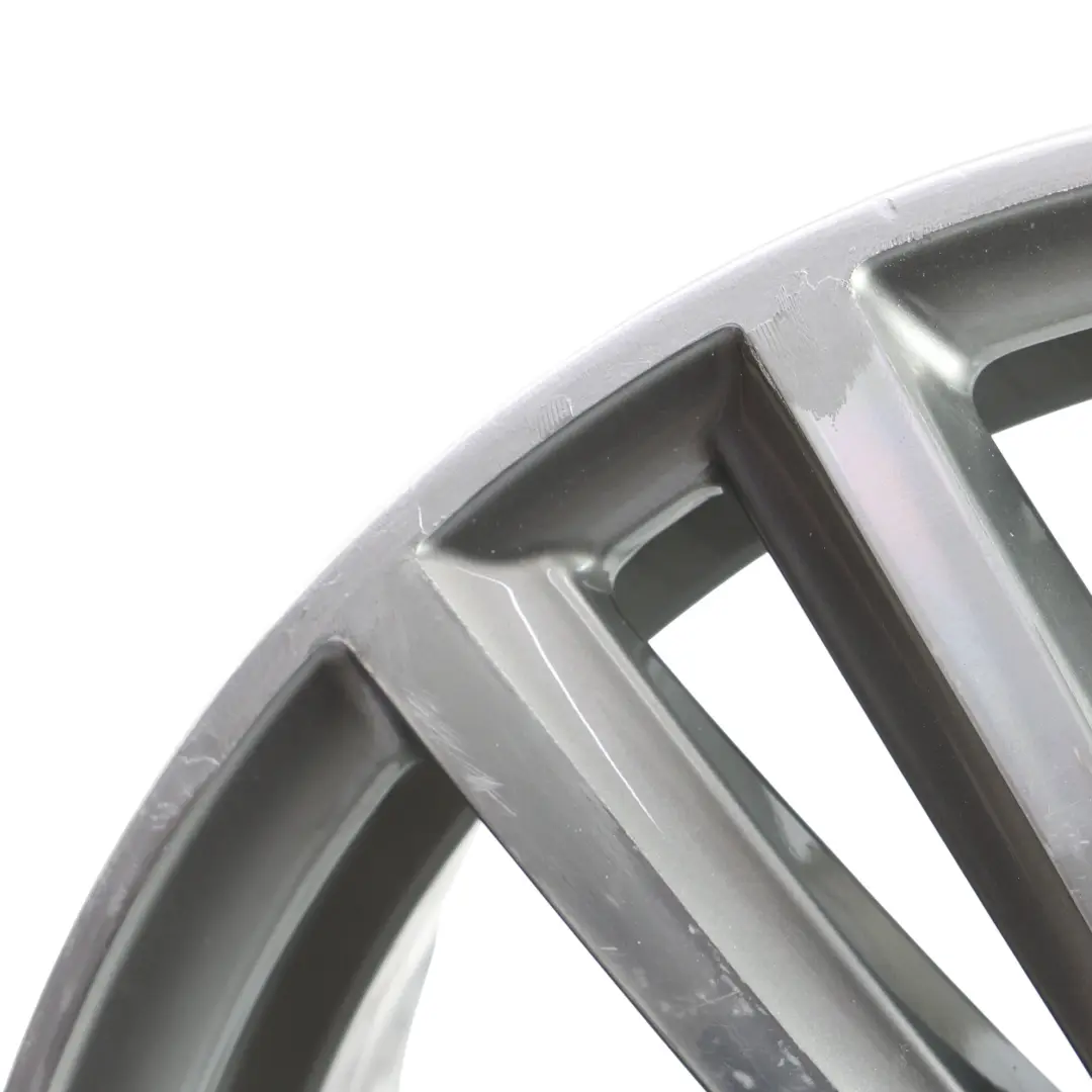 Cerchio lega grigio ferrico 18" M doppie razze 486 ET:57 8J per BMW F45 F46 con numero di parte 7848602 BMW F45 F46 Cerchio lega grigio ferrico 18" M doppie razze 486 ET:57 8J - SKU 7848602-2 - Numero di parte 7848602