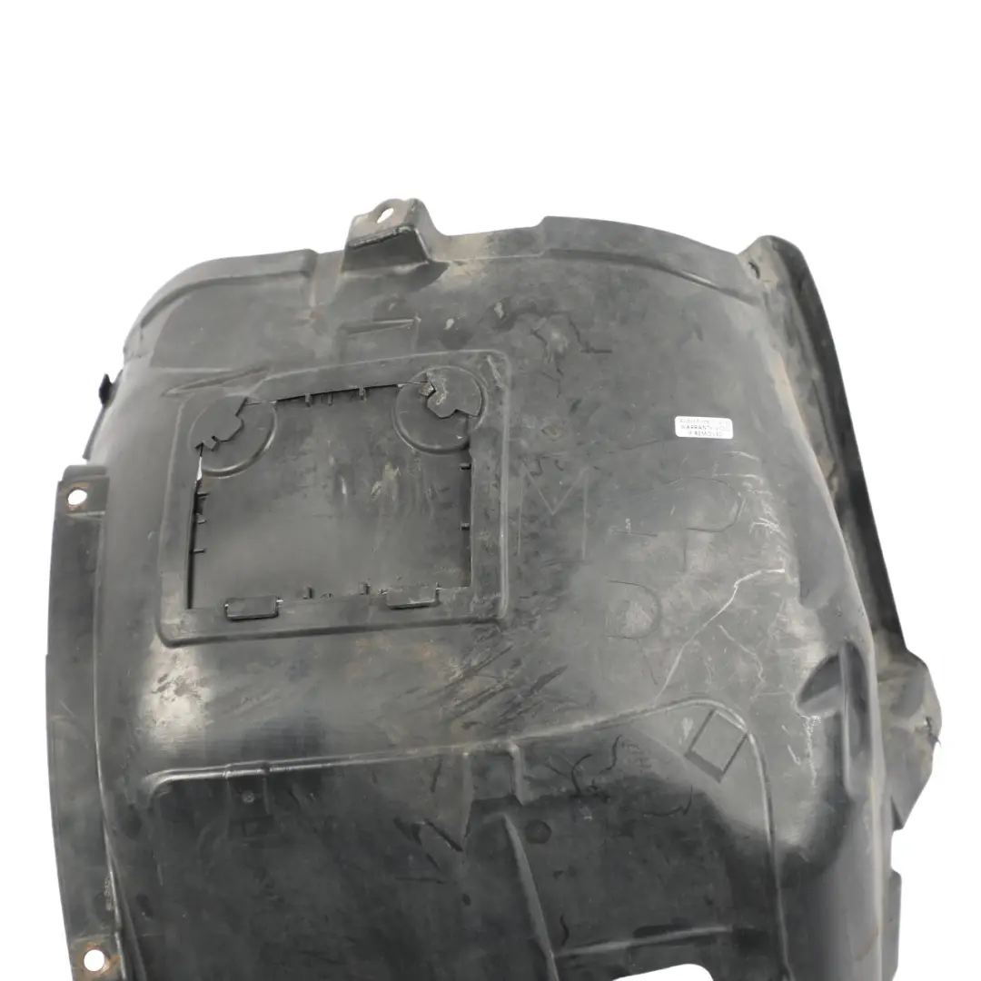 Bottom Lower Wheel Arch Housing Front Right O/S to BMW E90 E91 LCI M Sport with Part number 7892802 BMW E90 E91 LCI M Sport Bottom Lower Wheel Arch Housing Front Right O/S - SKU 7892802 - Part number 7892802