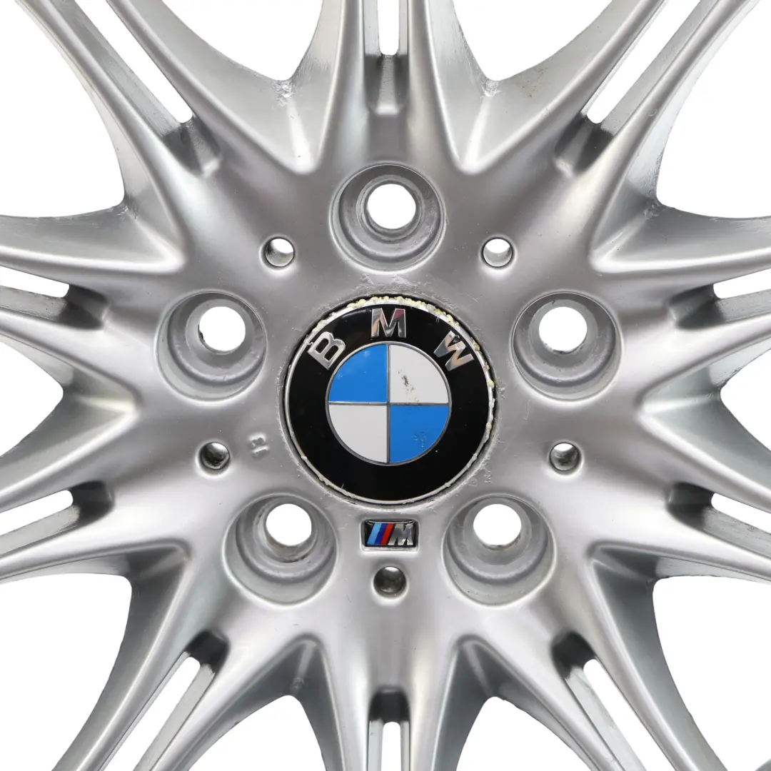 Argento Cerchio Anteriore In Lega 18" 8J ET:47 M Doppie Razze 135 per BMW E46 Z4 E85 con numero di parte 7896470 BMW E46 Z4 E85 Argento Cerchio Anteriore In Lega 18" 8J ET:47 M Doppie Razze 135 - SKU 7896470-2 - Numero di parte 7896470