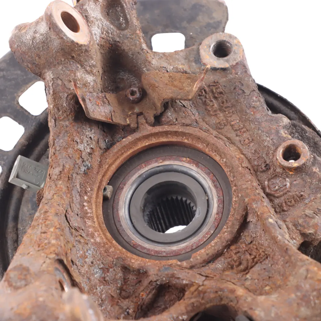 Volkswagen Touareg 7L Wheel Carrier Hub Knuckle Rear Left N/S - SKU 7L0505435B - Part number 7L0505435B
