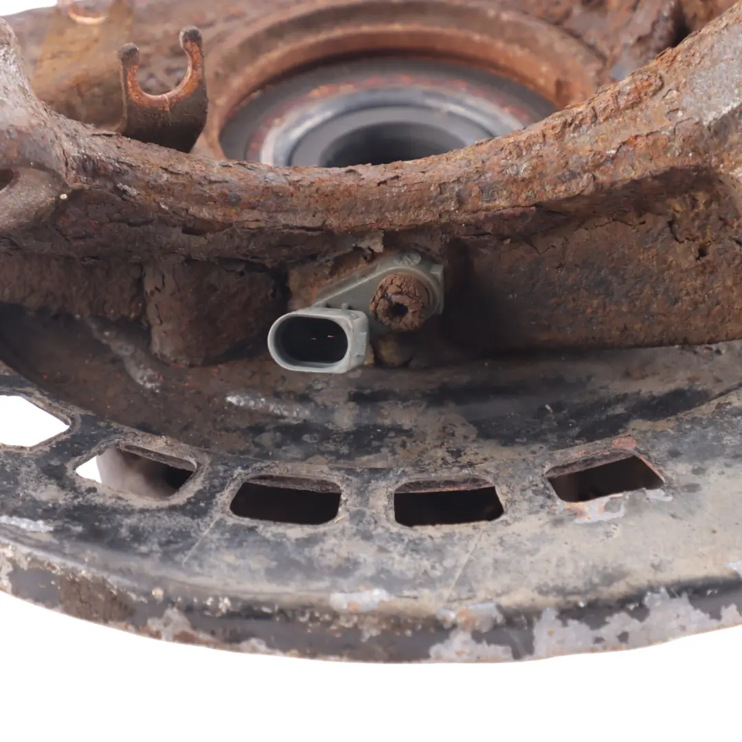 Volkswagen Touareg 7L Wheel Carrier Hub Knuckle Rear Left N/S - SKU 7L0505435B - Part number 7L0505435B
