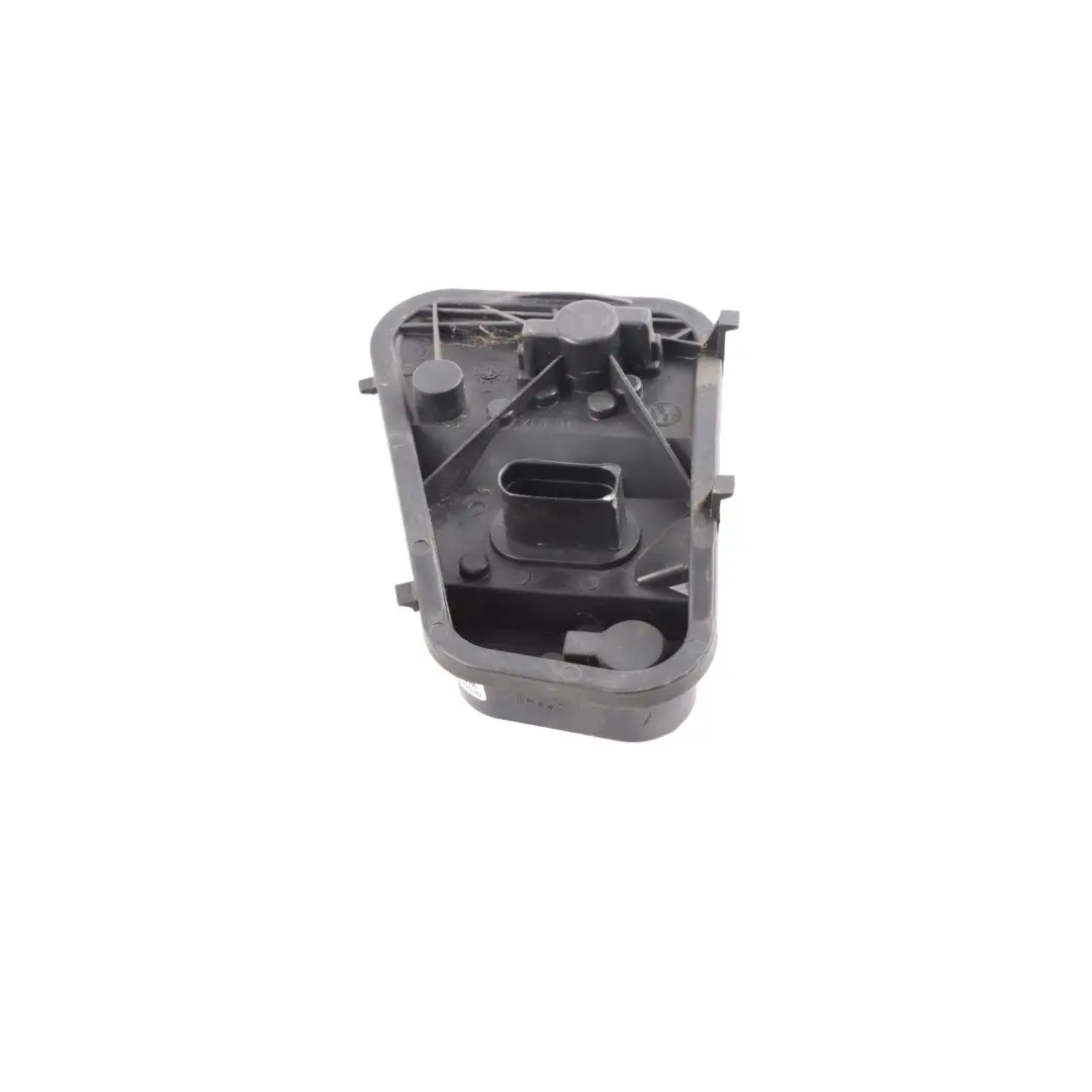 Volkswagen Touareg 7L Rear Outer Tail Light Bulb Socket Left N/S - SKU 7L6945257 - Part number 7L6945257