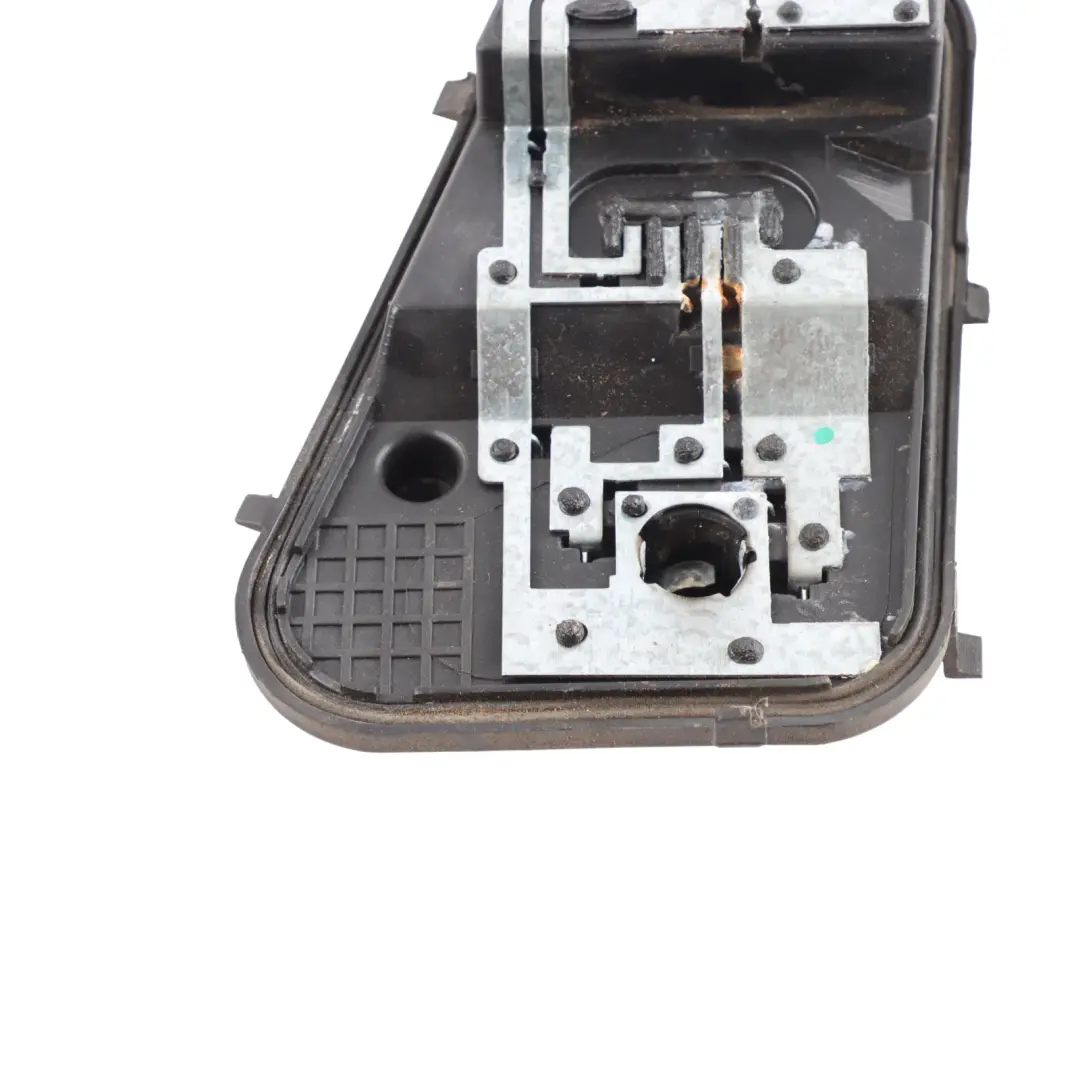 7L Trasera Exterior Luz Trasera Casquillo Bombilla Izquierda para VW Touareg con número de pieza 7L6945257 VW Touareg 7L Trasera Exterior Luz Trasera Casquillo Bombilla Izquierda - SKU 7L6945257 - Número de pieza 7L6945257