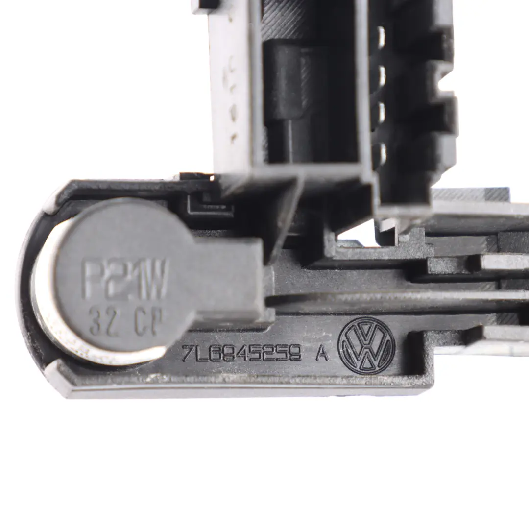 Volkswagen Touareg 7L Luz Trasera Trasera Casquillo Izquierdo - SKU 7L6945259A - Número de pieza 7L6945259A