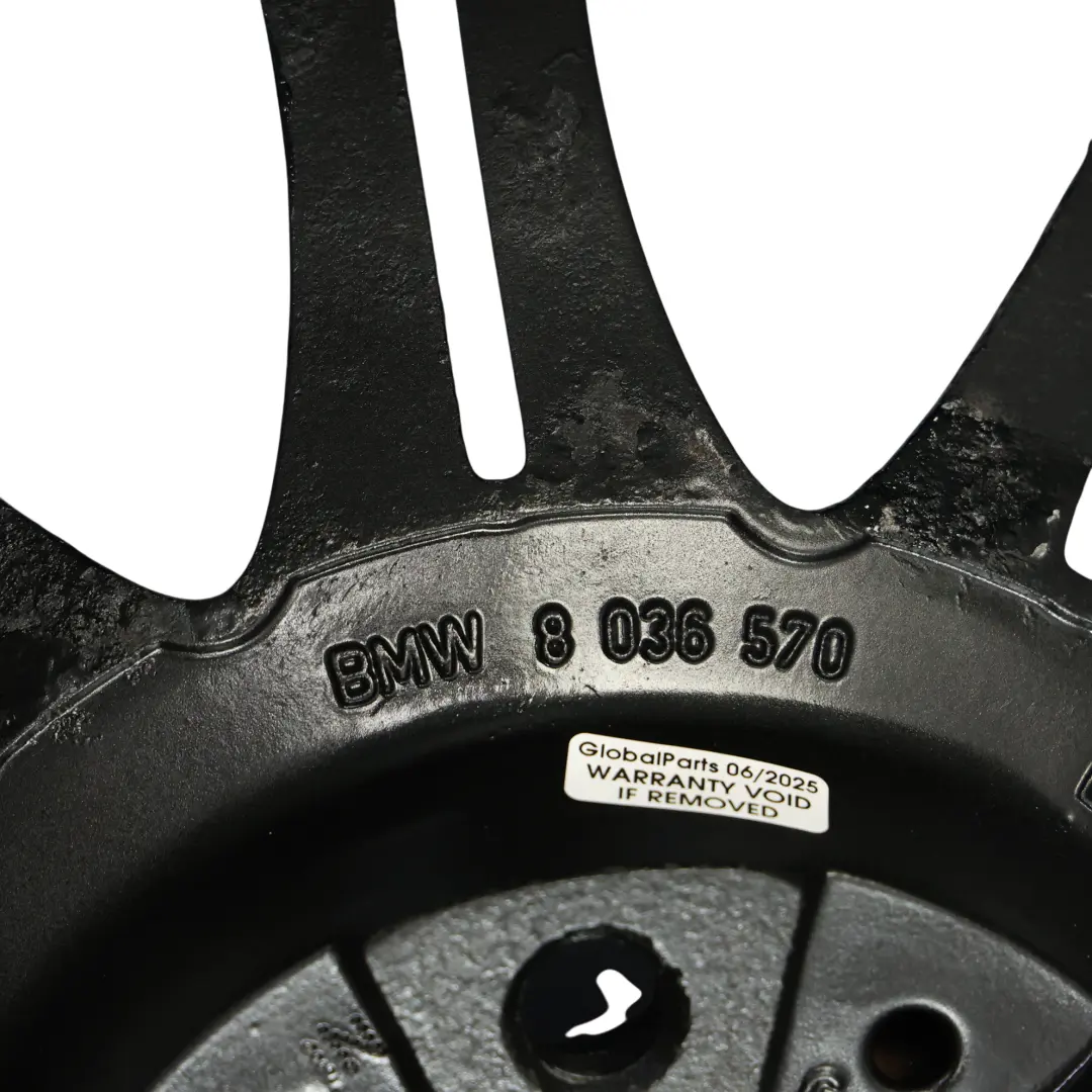 Cerchio In Lega Nero 18" 8J ET:20 M Doppie Razze 135 per BMW E60 E61 con numero di parte 8036947 BMW E60 E61 Cerchio In Lega Nero 18" 8J ET:20 M Doppie Razze 135 - SKU 8036947-12 - Numero di parte 8036947