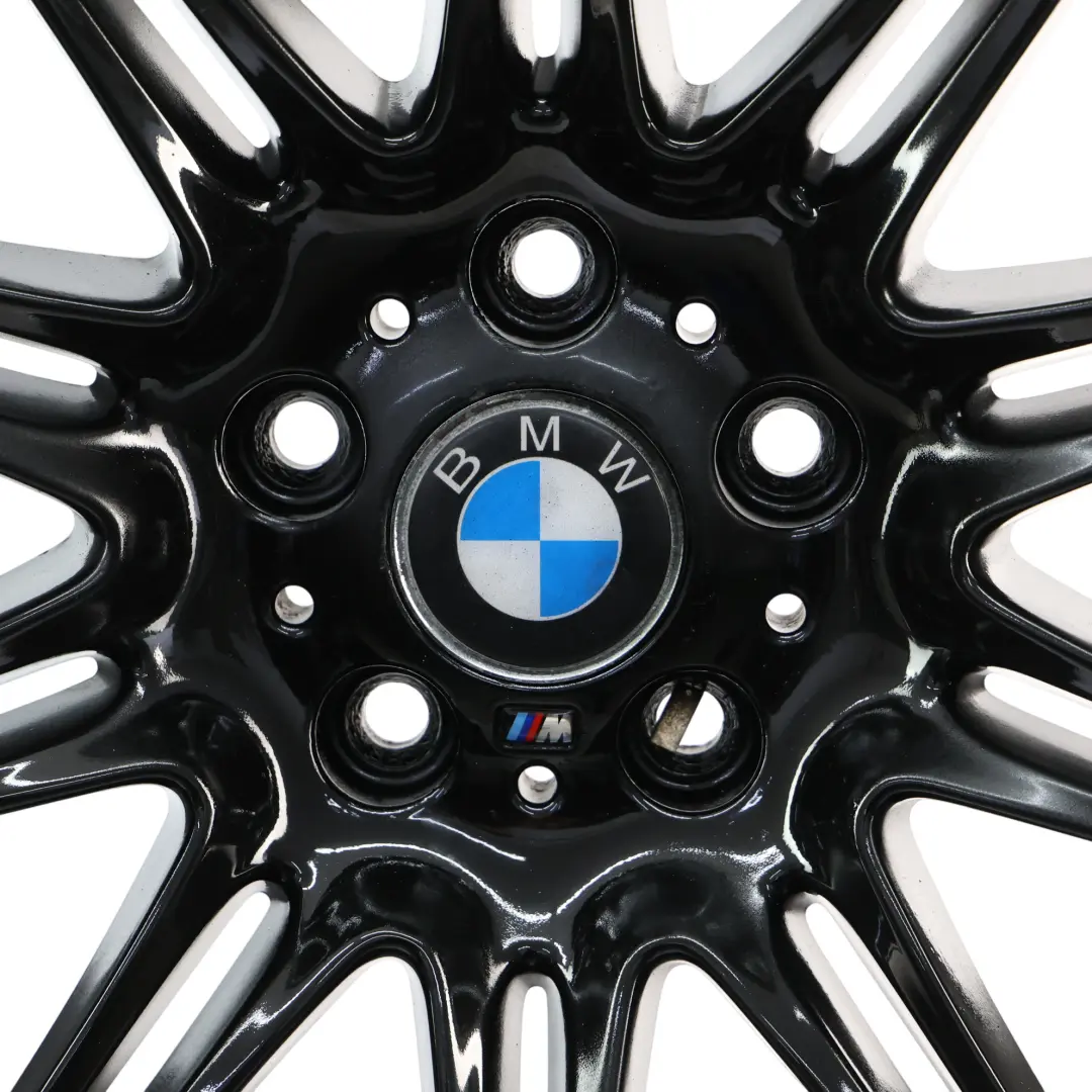 Cerchio Posteriore Lega Nero 19" M Doppio Raggio 225 9J ET:39 per BMW E90 E91 E92 con numero di parte 8037142 BMW E90 E91 E92 Cerchio Posteriore Lega Nero 19" M Doppio Raggio 225 9J ET:39 - SKU 8037142-7 - Numero di parte 8037142